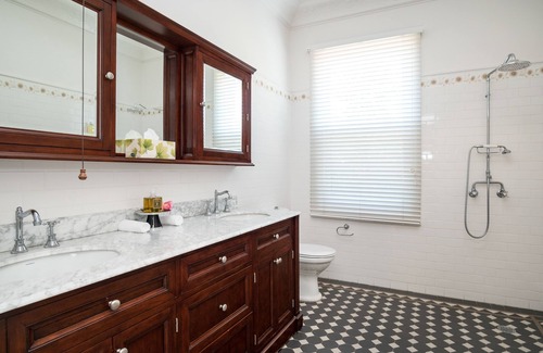Armidale Bed & Breakfast | Loloma House