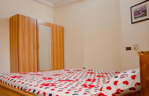 Lome Apartment | Lome City Apartment - 3 Bedrooms