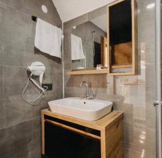 Pazar Apartment | Lona Bungalows