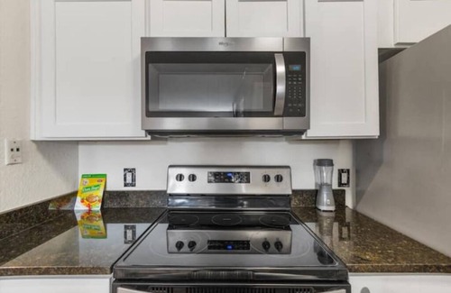 South Semoran Condo | London House | Orlando Airport Private Condo
