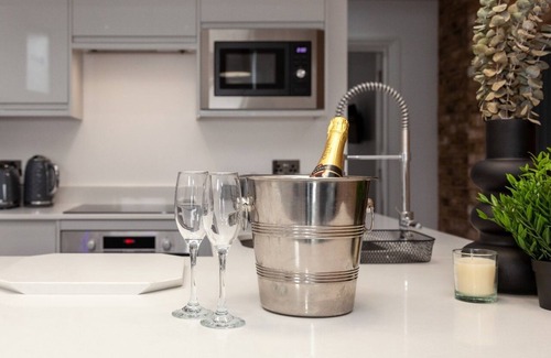 East Putney Apartment | London Luxury Apartment Wandsworth