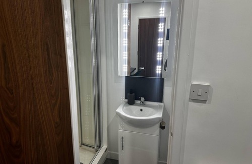 Welford Apartment | London Road Studio Retreat in Leicester