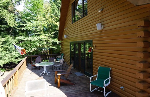 Town of Clifton Cabin | Lone Pine Retreat In The Adirondacks