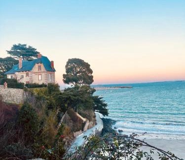 Beaussais-sur-Mer House | Longère 12 couchages Ploubalay