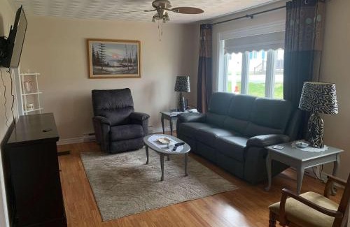 Crow Head House | Long Beach Lookout Vacation Rental