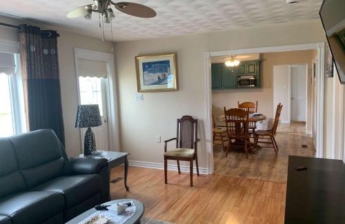 Crow Head House | Long Beach Lookout Vacation Rental