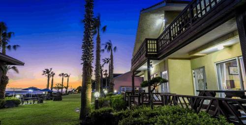 Namwon Hotel | Long Beach Pension