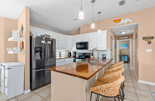 Port Isabel House | Long Island Village Luxury Villa 857
