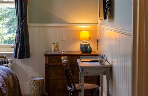 Wilmington Bed & Breakfast | Long Man Inn