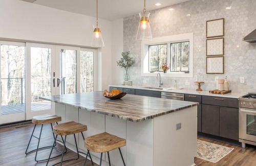Laurel Park House | Long Range Mtn Views Next to Jump Off Rock! Ultra Modern, Very Unique Open Floor