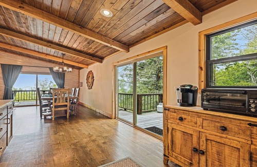 Maggie Valley House | Long Range VIEWS AT 5100 FT! High-Speed Wifi, Pool Table, Large Covered Porch!