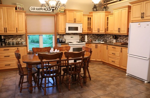 North Port Cottage | Long Reach Retreat Cottage , Prince Edward County , 36 km from Sandbanks