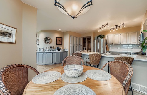 Genesse North Central Condo | Long-Term Stay in Golden
