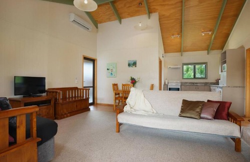 Mosgiel Apartment | Longbourne Lodge