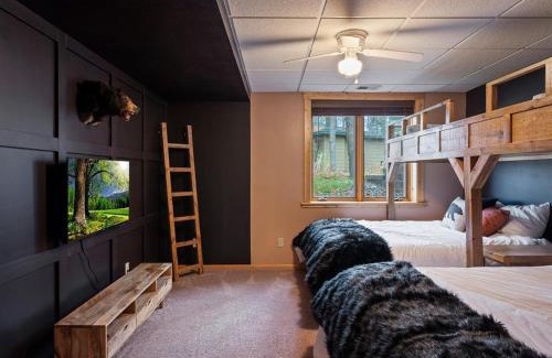 Walker House | Longbow Lodge