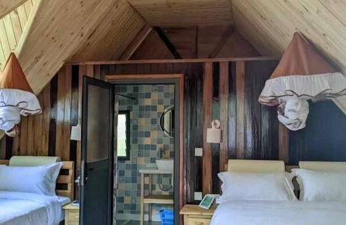 Andasibe Hotel | Longoza Ecolodge