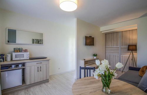 Jastrzebia Gora Apartment | Look forward to a wonderful family holiday in this inviting holiday home by the sea