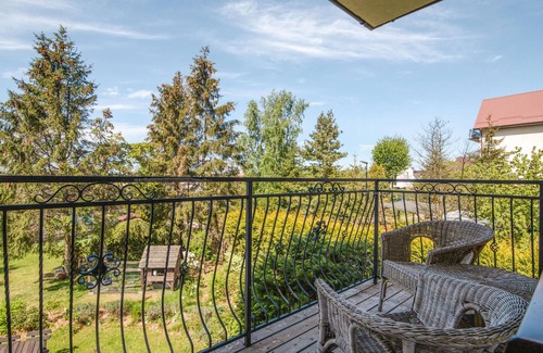Jastrzebia Gora Apartment | Look forward to a wonderful family holiday in this inviting holiday home by the sea