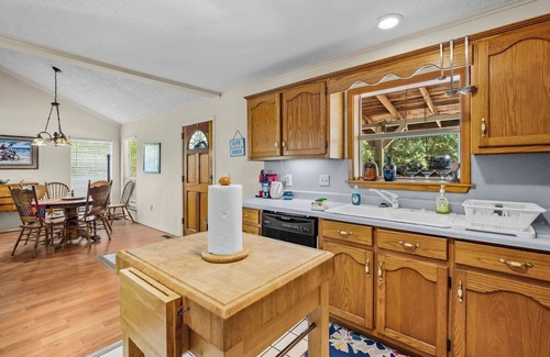 Double Springs Cottage | Looking for a remote location? The country life? Forests, Creeks, and Sipsey!