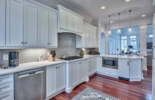 Panama City Beach House | Looking Glass Cottage & Carriage House