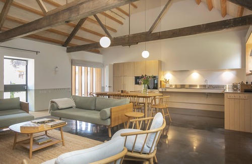 West Compton Cottage | Lookout - part of beautifully restored former dairy that sleeps 6 guests in 3 bedrooms
