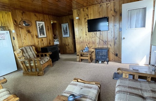 Pelican Lake Cabin | Loon Cabin at Pelican Lake