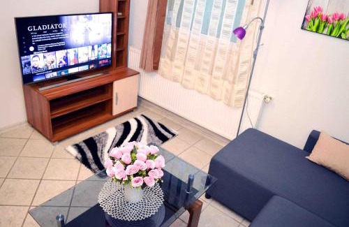 Heviz Apartment | Lorabel Apartmanház Hévíz