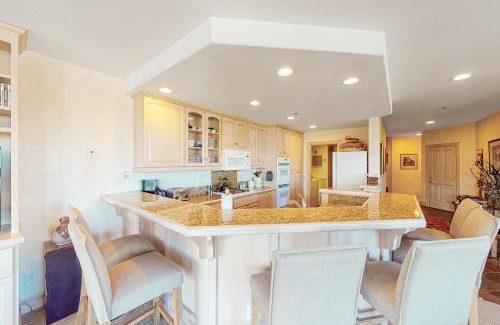 Mountain Village Apartment | Lorian