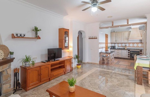 Antequera Villa | Los Lirios Antequera - La Higuera by Ruralidays