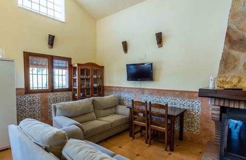 Niguelas Villa | Los Llanos Nigüelas by Ruralidays