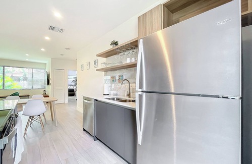 North Beach Apartment | Los Patios Home Suites