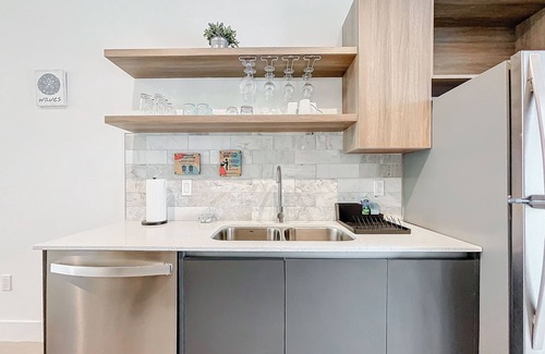 North Beach Apartment | Los Patios Home Suites