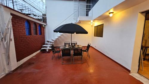 Primavera House | Los Profesionales Hospedaje