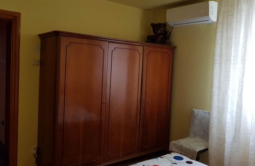 Drumul Taberei Apartment | Lots of greenery, quiet and fresh air.