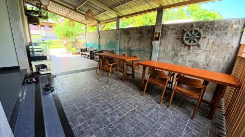 Karimunjava House | LOTUS Homestay