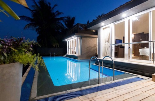 Nerul Villa | Lotus Villa - Private Pool Villa,4 Bedroom