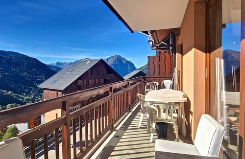 Vaujany Apartment | Loue Spacieux T3 70 m2 6 Couchages Domaine Alpe D'huez, Vucentre Village Vaujany