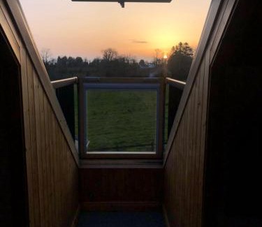 Drumsna Apartment | Lough Aduff Lodge 5 minutes from Carrick on Shannon