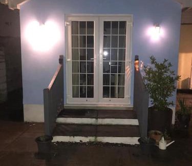 Loughor Apartment | Loughor Annnex, Llangennech , Wales
