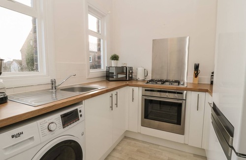 Tynemouth Cottage | LOVATT HOUSE APARTMENT TYNEMOUTH, family friendly in Tynemouth