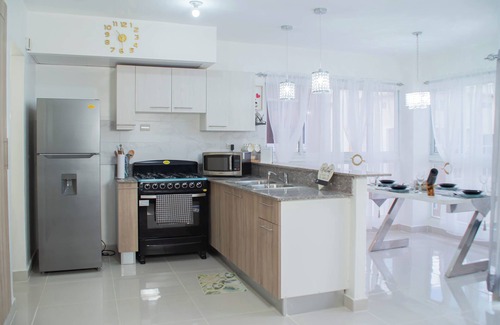 Santiago de los Caballeros House | Lovely 3-bedroom building in Santiago with fitness room, WiFi, AC