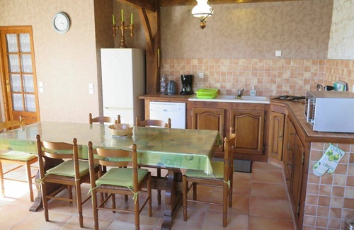 Dondas Villa | Lovely apartment in villa for 6 people with pool, TV, terrace, panoramic view and parking