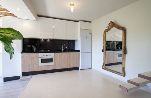 Bolonia House | Love Garden