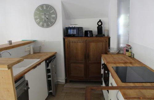 Ancy-le-Franc Apartment | Love Loft