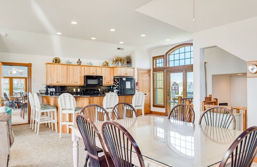 Buck Island House | Love R Shack At The Beach: 10-bed Oceanside Duplex