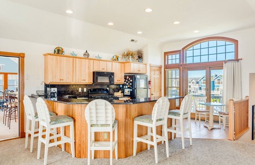 Buck Island House | Love R Shack At The Beach: 10-bed Oceanside Duplex