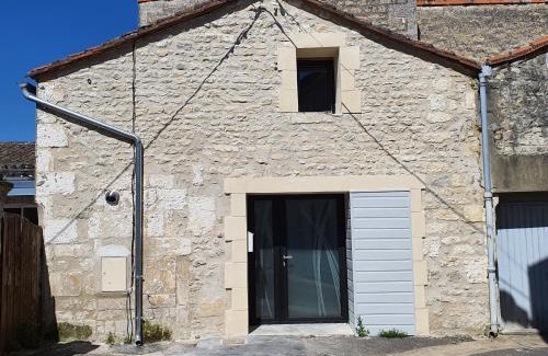 Ruelle-sur-Touvre House | Love room avec spa privatif