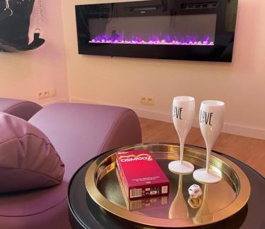 Hetchegass House | Love room - Intimate Escape