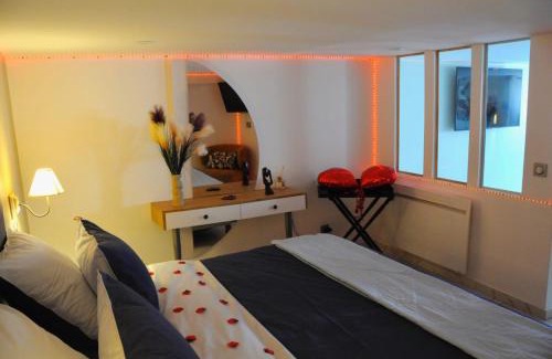 Rive-de-Gier Apartment | love room Le belka