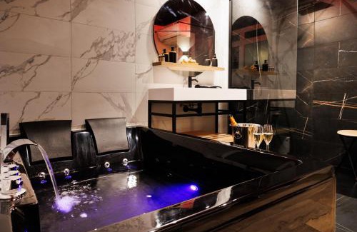 Thiers Apartment | Love Room Marseille - Orion